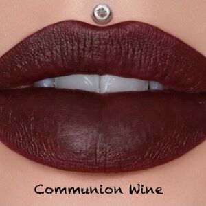 NIB Jeffree Star Velvet Trap in Communion Wine